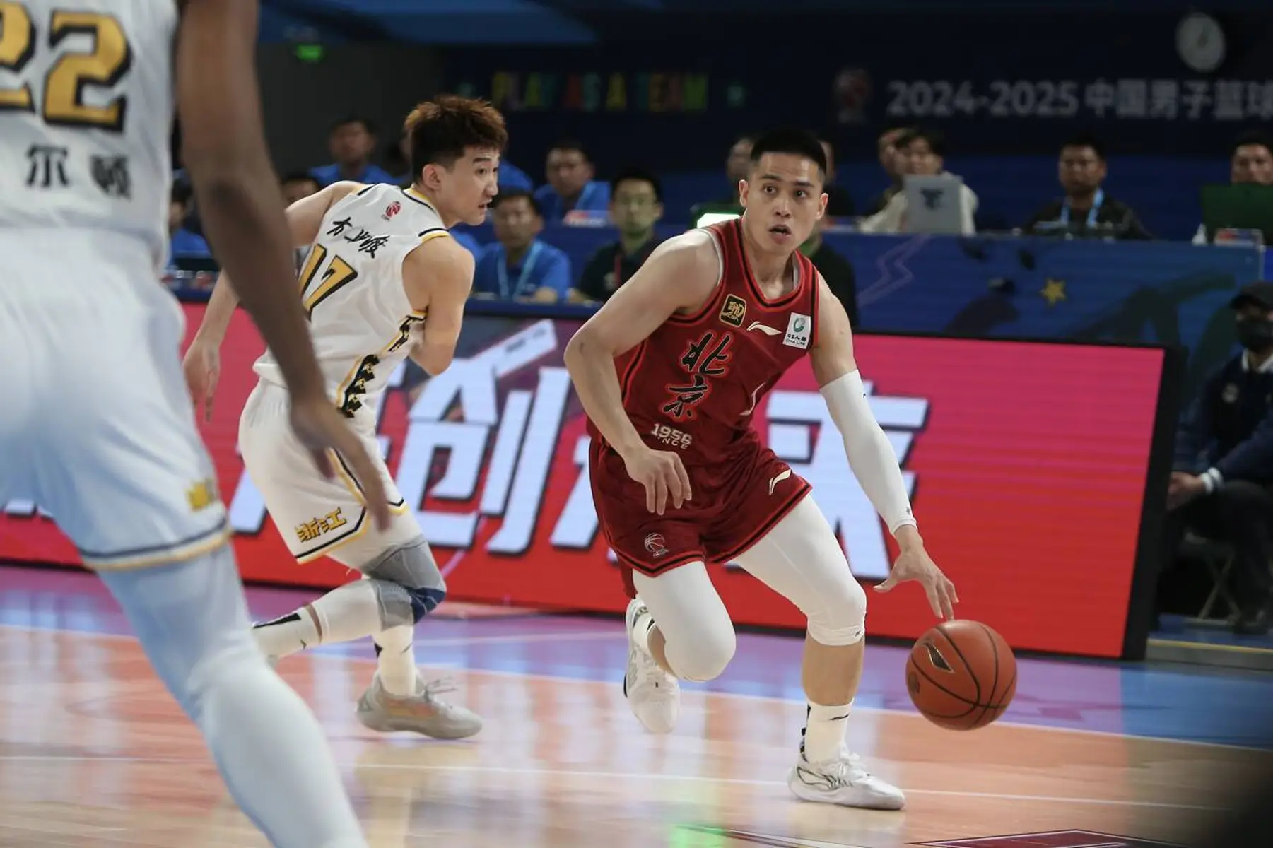 LOL竞猜大厅 -干篮球运动员体能训练计划