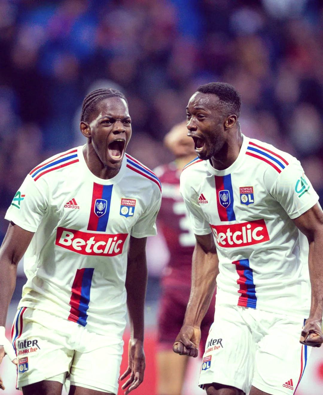 转折点里昂迎来里程碑;法国杯冲刺阶段攻防权衡;震撼外界;阵容厚度经受考验的简单介绍 转折点里昂迎来里程碑;法国杯冲刺阶段攻防权衡;震撼外界;阵容厚度经受考验的简单介绍